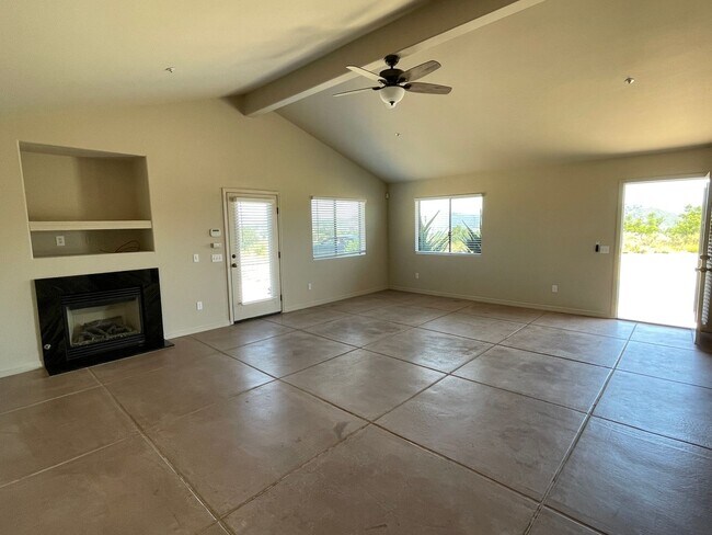 Building Photo - 12478 Hillpoint Ct