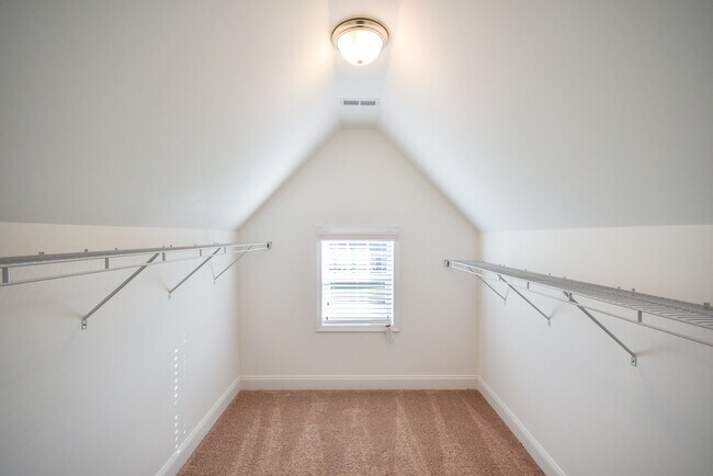 Building Photo - 67 Timber Skip Dr