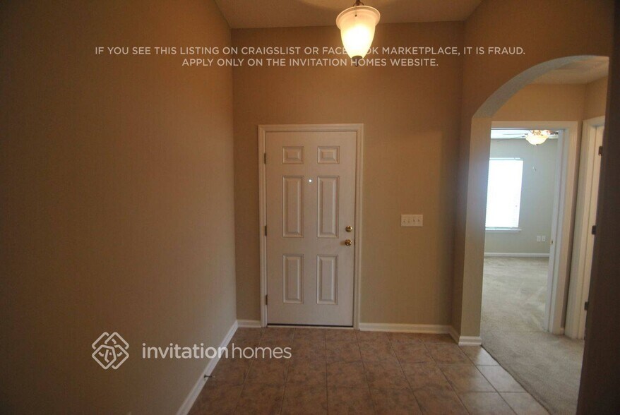 Building Photo - 4754 Creek Bluff Ln