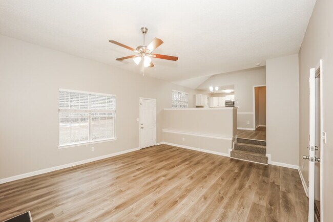 Building Photo - 3627 Lower Creek Dr