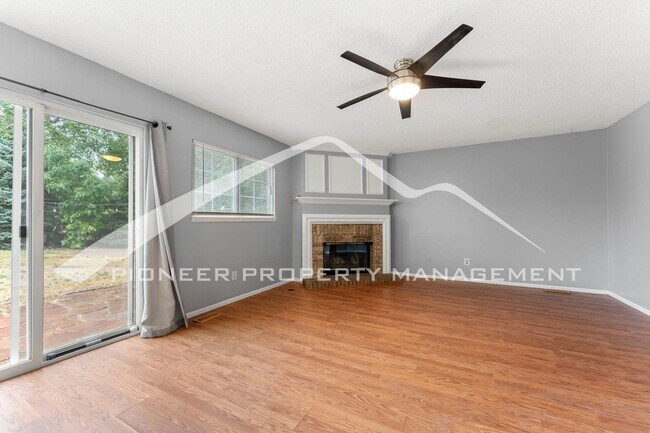Building Photo - 8550 Van Gordon Ct