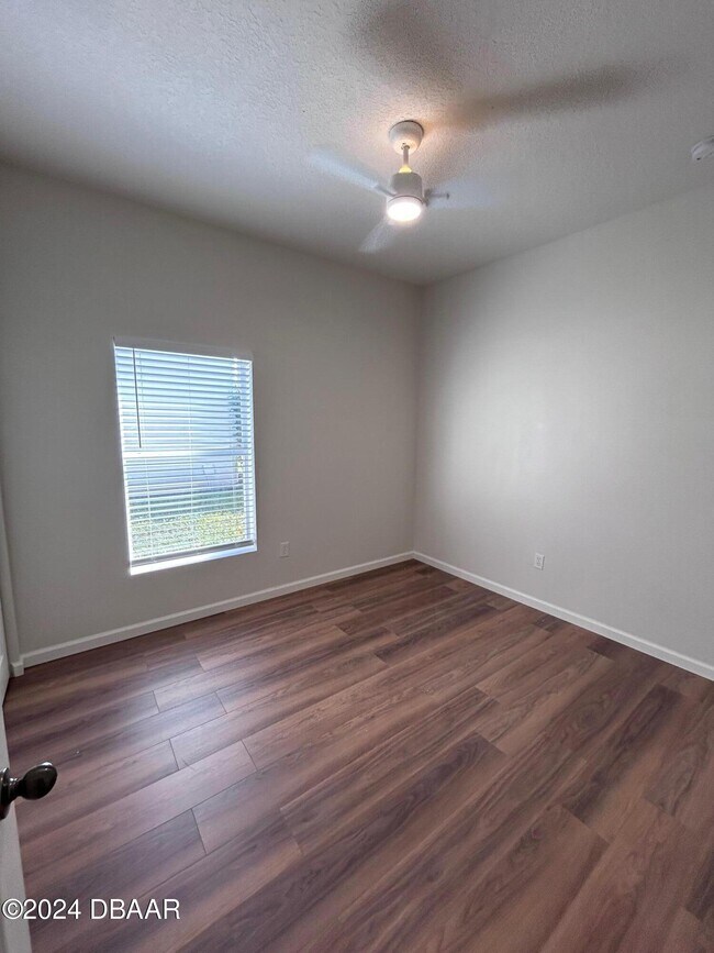 Building Photo - 1948 Yellowfin Dr