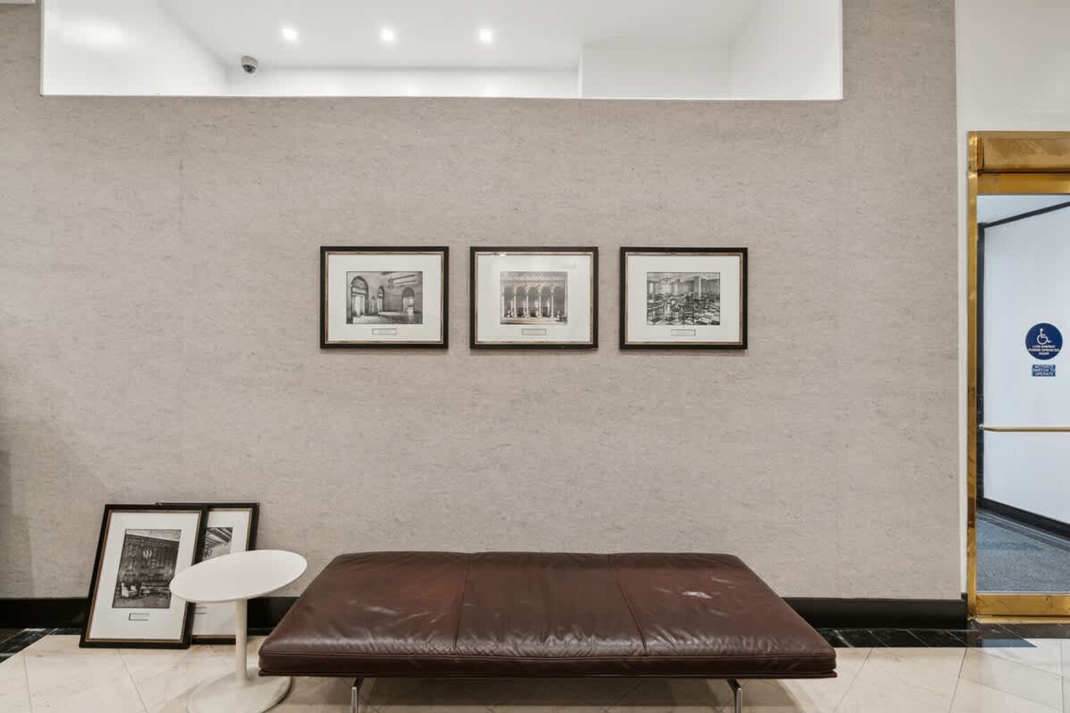 Building Photo - 525 Lexington Ave