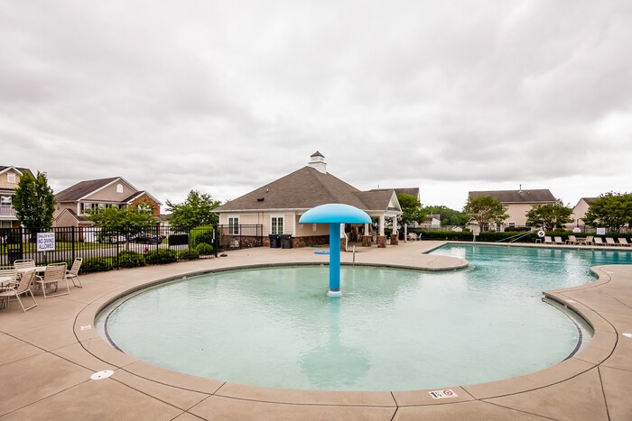 Building Photo - 1800 Windy Willow Ln