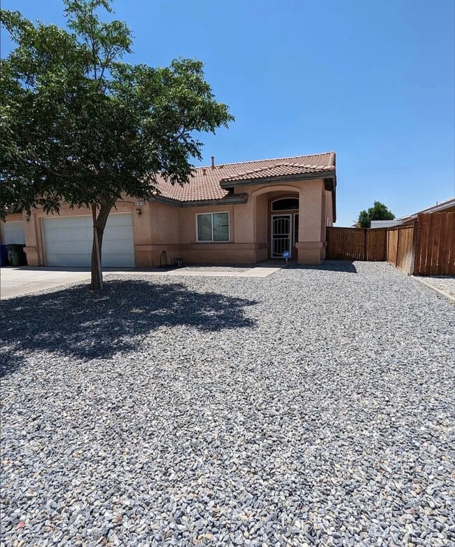 Building Photo - 18778 Dogwood Ct