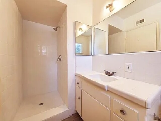 Building Photo - 22123 Bryant St