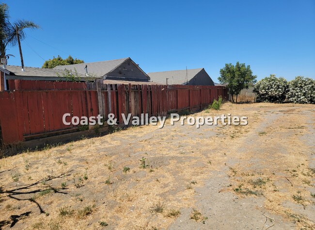 Building Photo - 410 Bridgevale Rd
