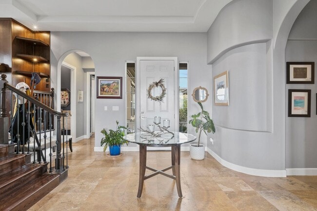 Building Photo - Beautiful Home in ArrowCreek!