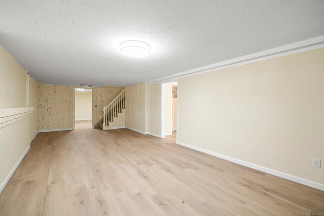 Building Photo - 20 Rosina Rd