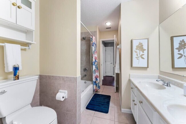 Building Photo - 15652 Coastal Ln