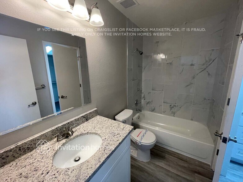 Building Photo - 9453 Cobblecrest Dr