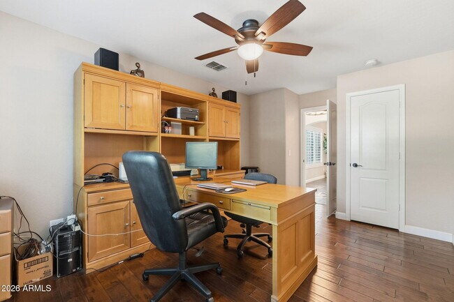 Building Photo - 1426 N Omaha Cir