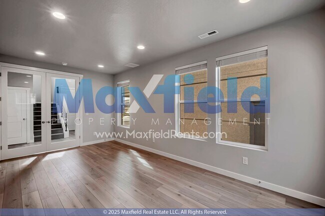 Building Photo - Brand New - Modern Living / 4BD 2.5 BTH 2GAR / Home in Lehi
