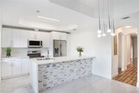 Building Photo - 2119 Anchor Ct