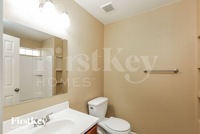 Building Photo - 9608 N 43rd Dr