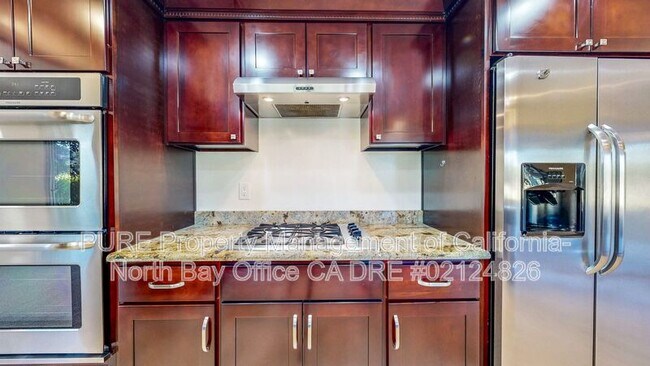 Building Photo - 351 Belhaven Cir