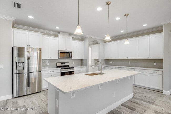 Building Photo - 3174 Addison Dr