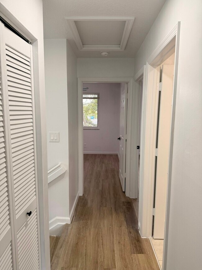 Building Photo - 3102 Coral Ridge Dr