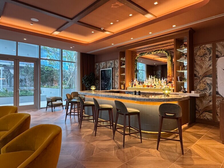 Building Photo - 77 SE 5th St