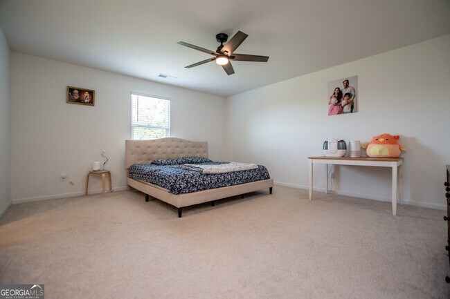 Building Photo - 194 Rivulet Dr
