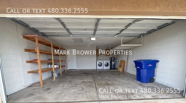 Building Photo - 1349 W Gila Ln