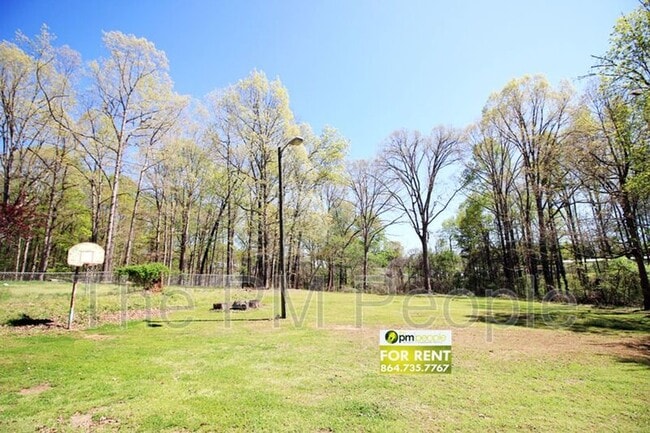 Building Photo - 209 Old Bramlett Rd