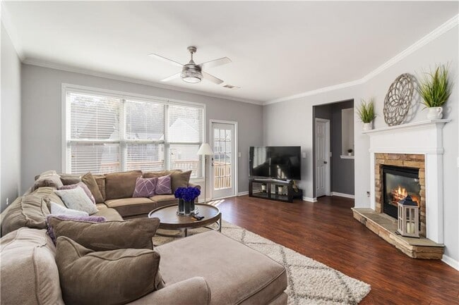 Building Photo - 6092 Indian Wood Cir