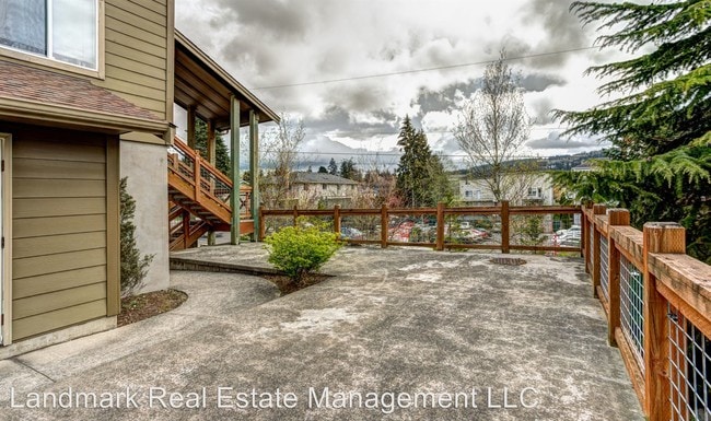 Building Photo - 1026 22nd St