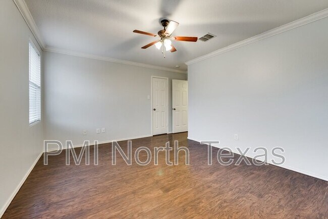 Building Photo - 2641 Salt Maker Way