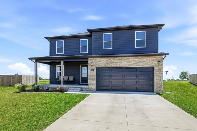 Building Photo - 4 Bedroom | 2.5 Bathroom | 2 Car Garage | Republic MO | Fenced in back yard!