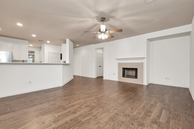 Building Photo - 25315 Walter Peak Ln