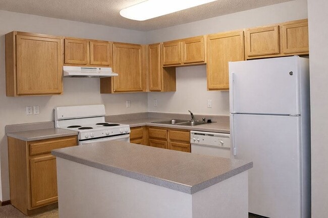 Building Photo - ARBOR GLEN APARTMENTS