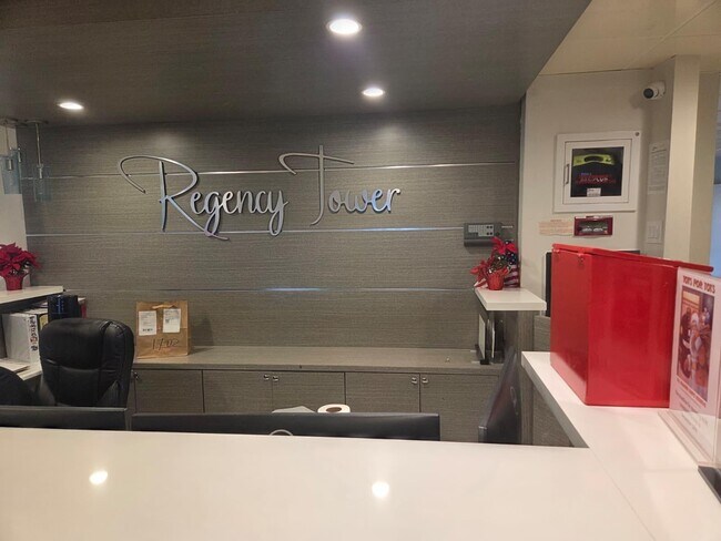 Building Photo - 3850 Galt Ocean Dr