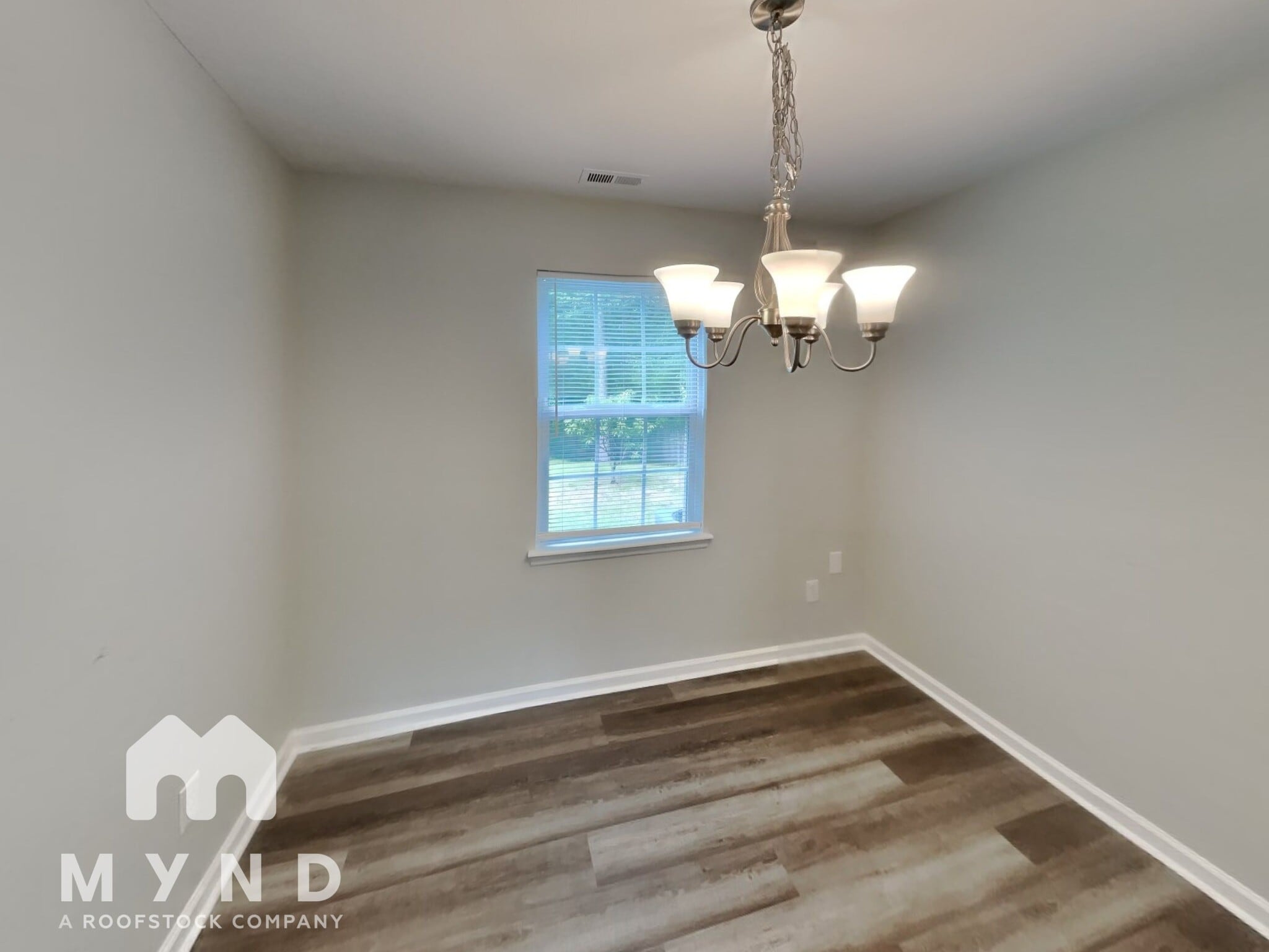 Building Photo - 217 Gladstone Dr