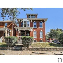 Building Photo - St Louis City Duplex