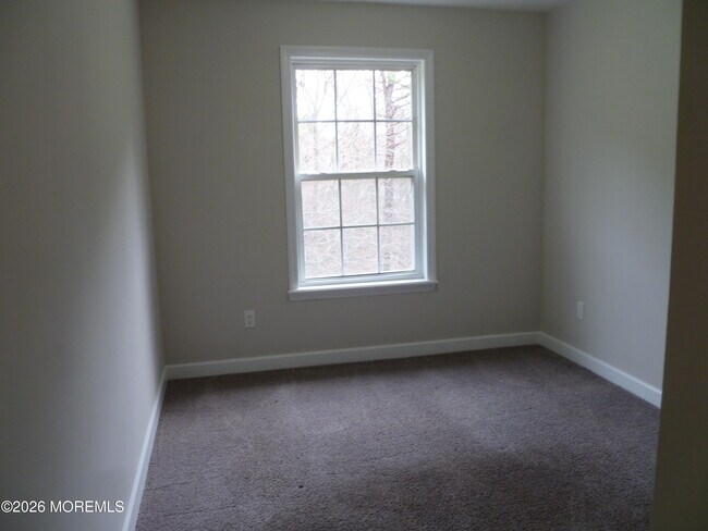 Building Photo - 76 Des Moines Ct