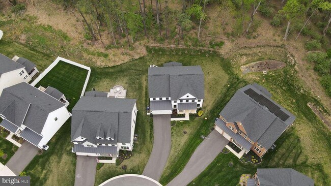 Building Photo - 7679 Cross Creek Dr