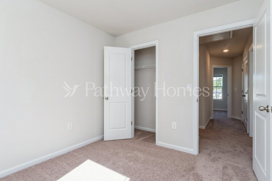 Building Photo - 6248 Lowe Ln