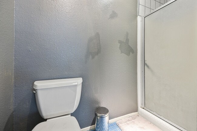 Building Photo - Charming 3-Bedroom Home in Gated South Par...