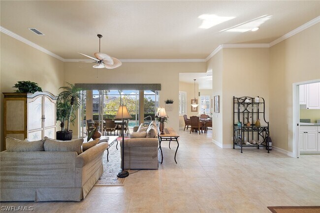 Building Photo - 1641 Villa Ct