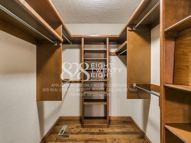 Building Photo - *Rare Find* Stunning Brookhaven 4 Bed 2.5 Bath Coming Soon - Available for July Move In!