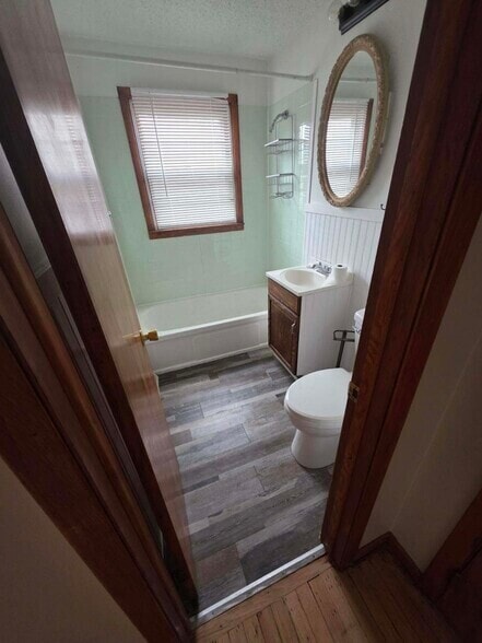 Building Photo - The Flats at Vann Street