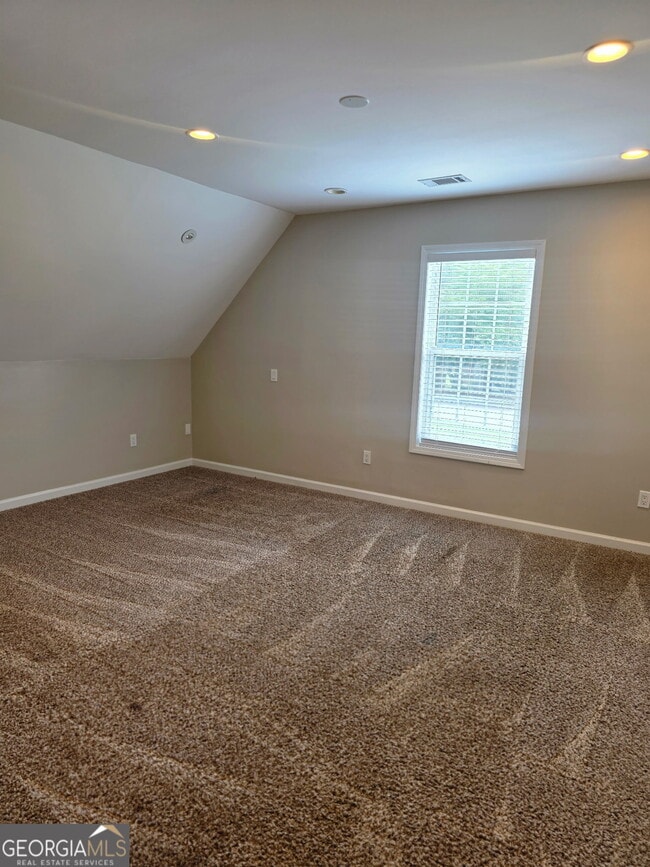 Building Photo - 2257 Roseberry Ln