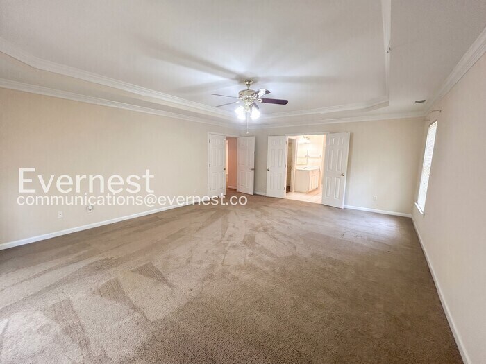 Building Photo - 1095 Downyshire Dr