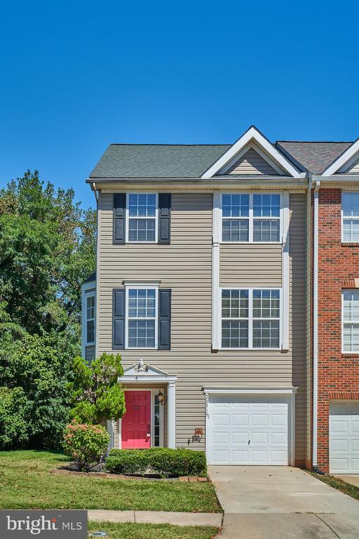 Building Photo - 20515 Blue Heron Terrace
