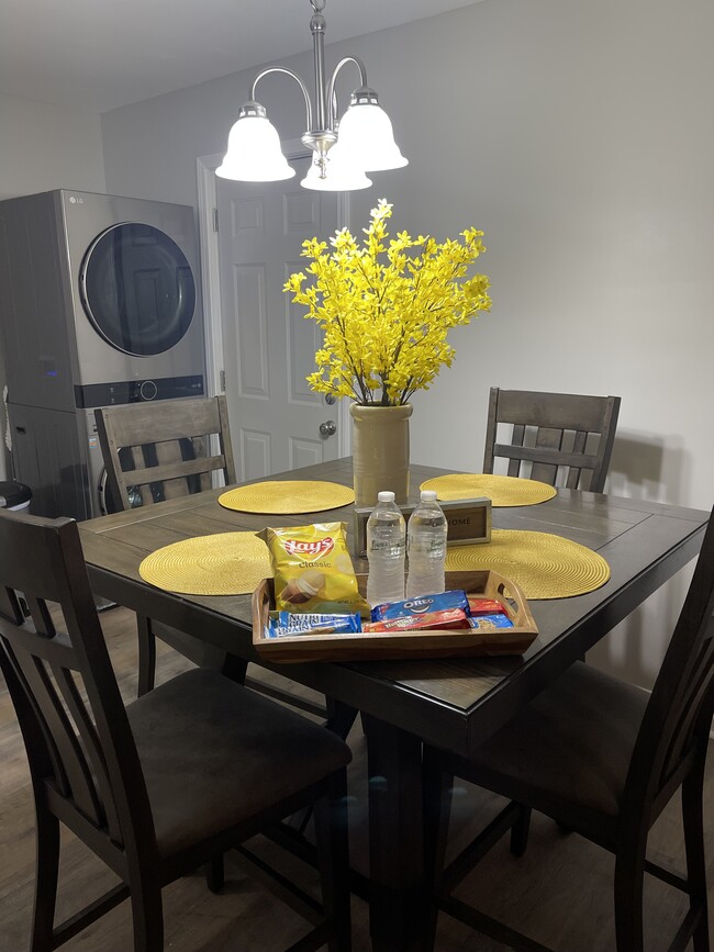 Building Photo - 225 William Hardin Rd