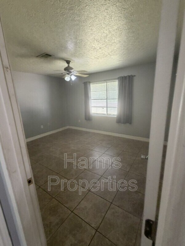 Building Photo - 2352 WISE