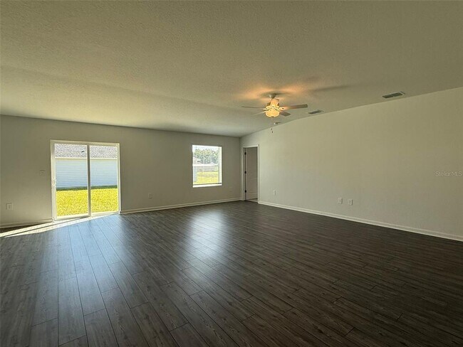 Building Photo - 8329 SW 42nd Cir