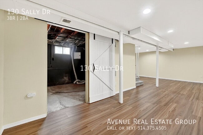 Building Photo - 130 Sally Dr