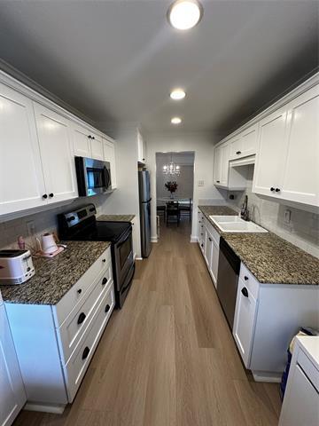 Building Photo - 10236 Regal Oaks Dr